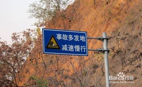 时尚耳环是魅力女生的选择 会有不一样的气质_JDB电子